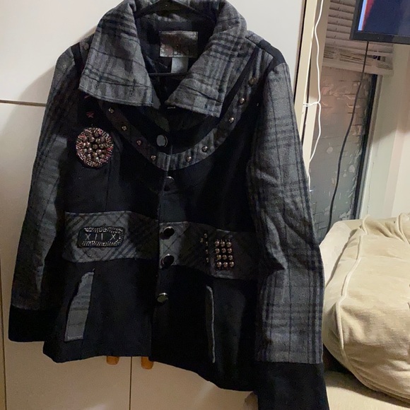 BKE winter jacket - Picture 1 of 9